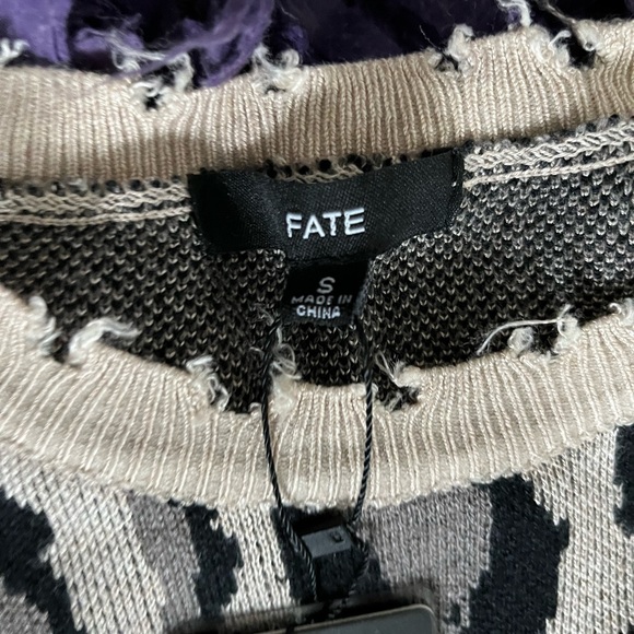 HOST PICK!! Fate Leopard sweater New With Tags - Picture 4 of 6